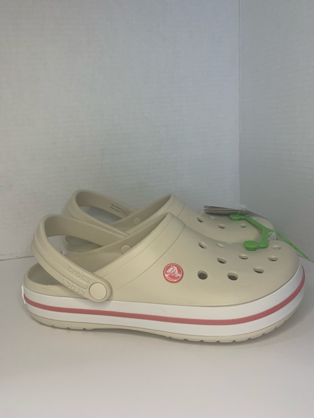 Crocs Clogs Size Mens Size 7 Women 9